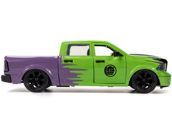 2014 RAM 1500 Pickup Truck Green and Purple and Hulk Diecast Figure "Marvel Avengers" "Hollywood Rides" Series 1/24 Diecast Model Car by Jada #3