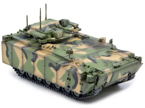 Russian (Object 695) Kurganets-25 Infantry Fighting Vehicle with Four Kornet EM Guided Missiles Camouflage 1/72 Diecast Model by Panzerkampf #3