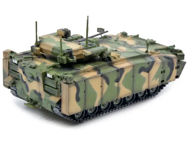 Russian (Object 695) Kurganets-25 Infantry Fighting Vehicle with Four Kornet EM Guided Missiles Camouflage 1/72 Diecast Model by Panzerkampf #4