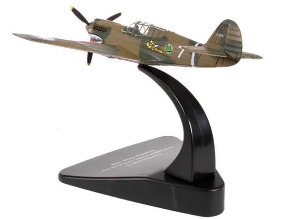Curtiss P40 E Warhawk Fighter Plane Pilot: Robert Neale 1st Pursuit Squadron Kunming China (1944) "Oxford Aviation" Series 1/72 Diecast Model Airplane by Oxford Diecast #3