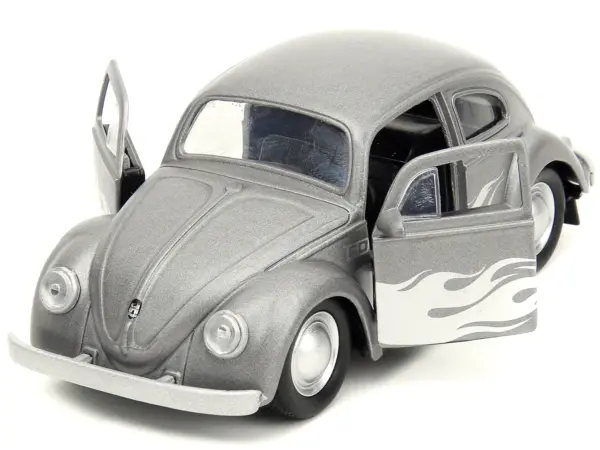 1959 Volkswagen Beetle Gray Metallic with Silver Flames and Boxing Gloves Accessory "Punch Buggy" Series 1/32 Diecast Model Car by Jada #3