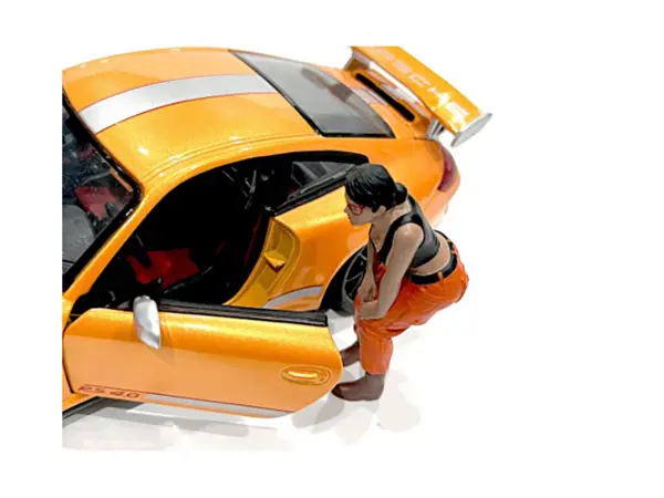 "Hip Hop Girls" Figure 4 for 1/24 Scale Models by American Diorama #2