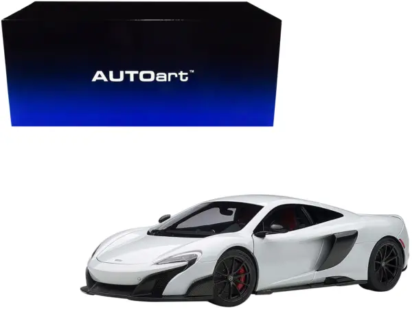 Mclaren 675LT Silica White 1/18 Model Car by Autoart #1