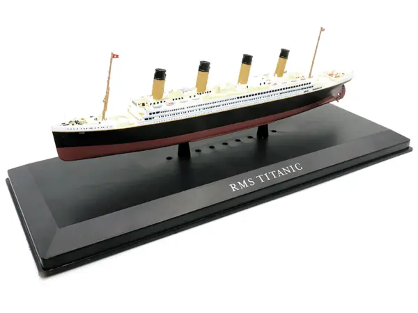 RMS Titanic Passenger Ship 1/1250 Diecast Model by Legendary Cruise Ships #3