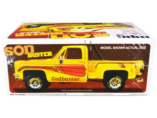 Skill 2 Model Kit 1981 Chevrolet 4x4 Stepside Pickup Truck "Sod Buster" 1/25 Scale Model by MPC #2
