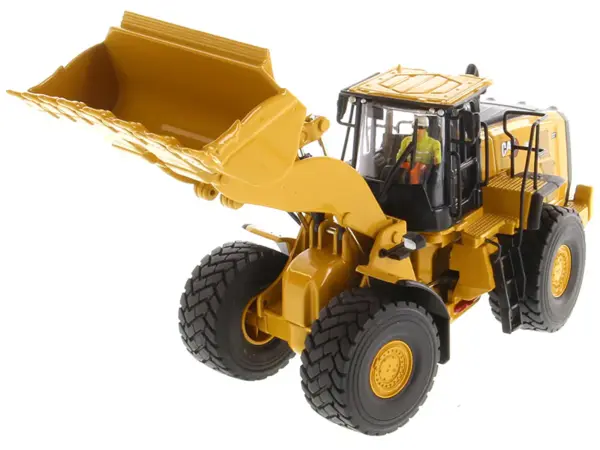 CAT Caterpillar 980 Wheel Loader Yellow with Operator "High Line Series" 1/50 Diecast Model by Diecast Masters #4