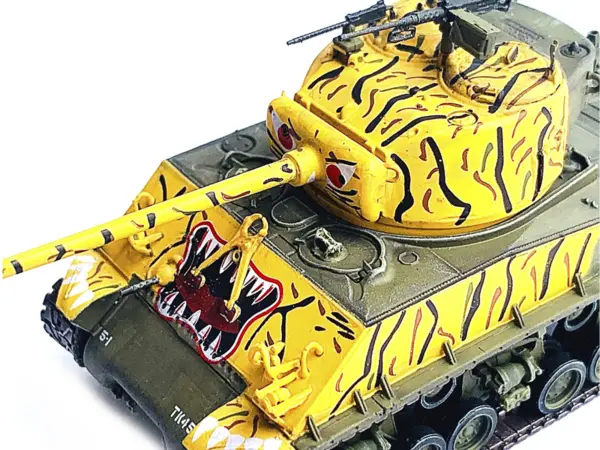 United States M4A3E8 Sherman "Tiger Face" Tank "24th Infantry Div. Korea" (1951) "NEO Dragon Armor" Series 1/72 Plastic Model by Dragon Models #2
