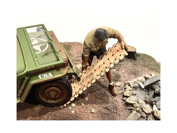 "4X4 Mechanic" Figure 8 with Board Accessory for 1/18 Scale Models by American Diorama #3