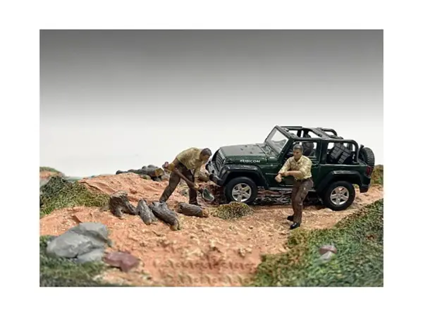 "4X4 Mechanics" 2 Piece Diecast Figure Set 2 for 1/43 Scale Models by American Diorama #1
