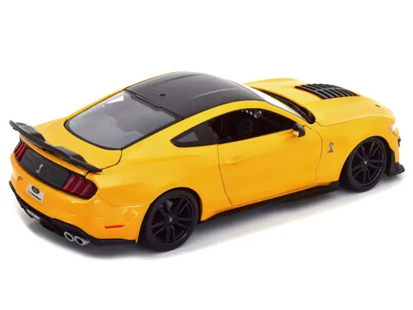 2020 Ford Mustang Shelby GT500 Yellow with Black Top "Special Edition" 1/18 Diecast Model Car by Maisto #4