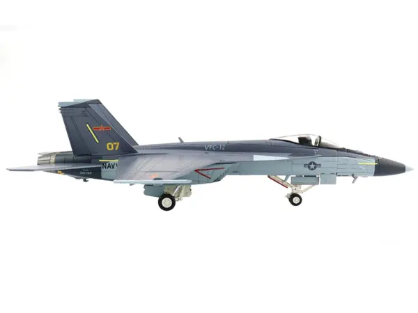 Boeing F/A-18E Super Hornet Fighter Aircraft "VFC-12 US NAVY NAS Oceana" (June 2021) "Air Power Series" 1/72 Diecast Model by Hobby Master #2