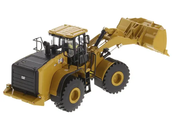 CAT Caterpillar 966 GC Wheel Loader Yellow with Operator "High Line Series" 1/50 Diecast Model by Diecast Masters #4
