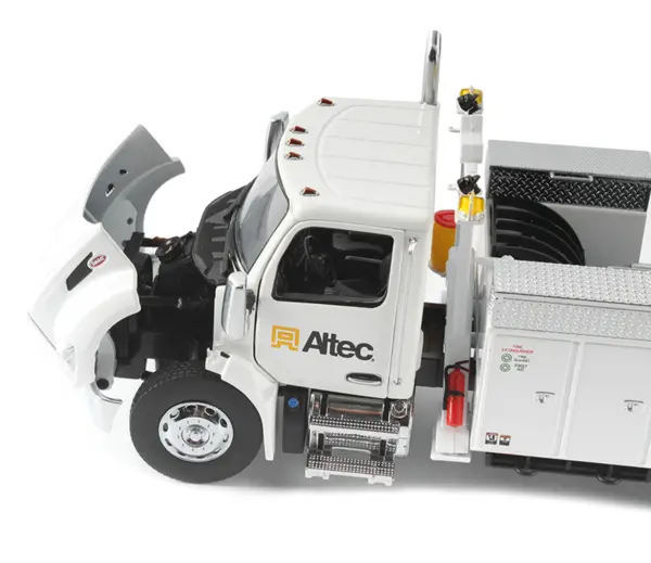 Peterbilt 536 Truck with Altec AA55 Aerial Service Body White "Transport Series" 1/32 Diecast Model by Diecast Masters #2