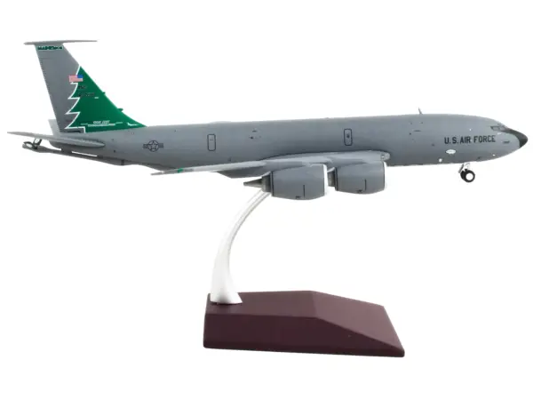 Boeing KC-135R Stratotanker Tanker Aircraft "Maine Air National Guard" United States Air Force "Gemini 200" Series 1/200 Diecast Model Airplane by GeminiJets #2