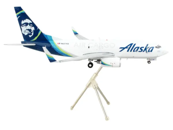 Boeing 737-700BDSF Commercial Aircraft "Alaska Air Cargo" White with Blue Tail "Gemini 200" Series 1/200 Diecast Model Airplane by GeminiJets #2