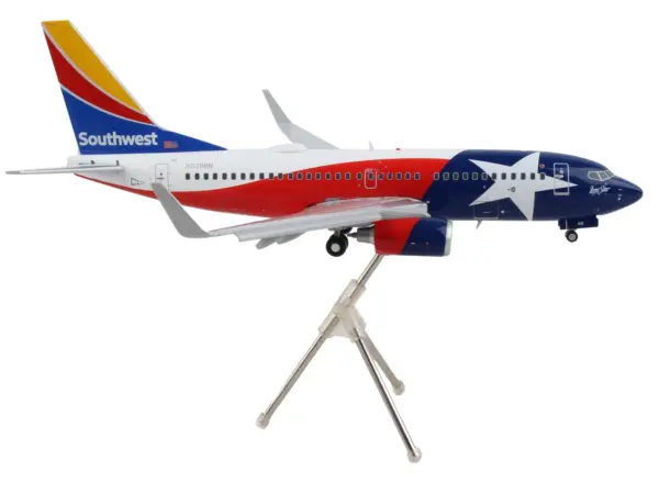 Boeing 737-700 Commercial Aircraft with Flaps Down "Southwest Airlines - Lone Star One" Texas Flag Livery "Gemini 200" Series 1/200 Diecast Model Airplane by GeminiJets #2