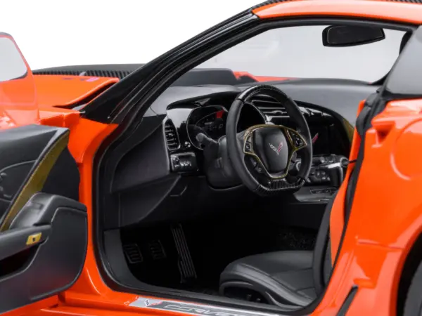 2019 Chevrolet Corvette C7 ZR1 Sebring Orange Tintcoat with Carbon Top 1/18 Model Car by Autoart #2