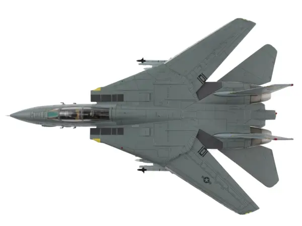 Grumman F-14B Tomcat Fighter Aircraft "Last Gypsy Roll VF-32 Swordsmen NAS Oceana" (2005) United States Navy "Air Power Series" 1/72 Diecast Model by Hobby Master #3