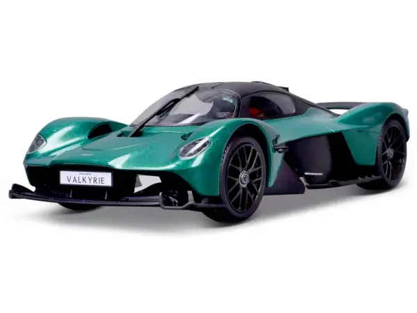 Aston Martin Valkyrie Green Metallic with Matt Black Top "Special Edition" Series 1/18 Diecast Model Car by Maisto #2