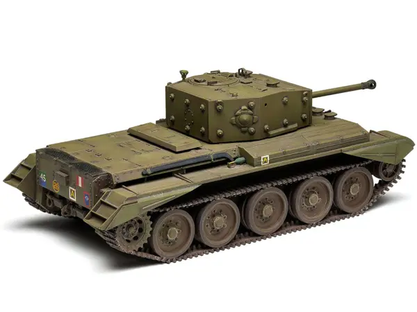 Level 3 Model Kit Cromwell Mk.IV / Mk.VI Cruiser Tank with 2 Scheme Options 1/35 Plastic Model Kit by Airfix #4