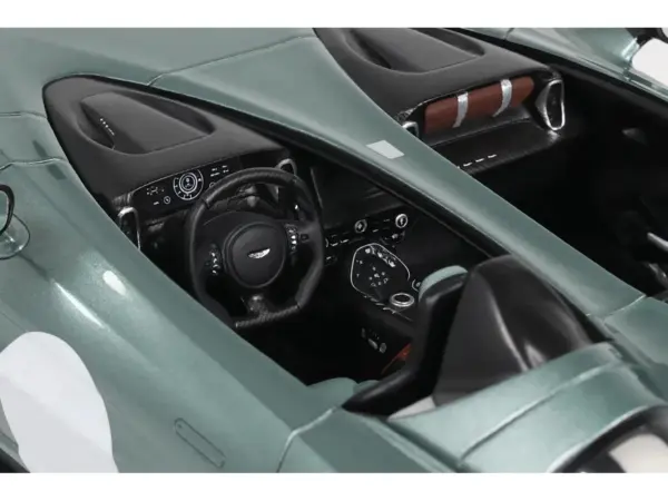 Aston Martin V12 Speedster Green Metallic 1/18 Model Car by GT Spirit #3