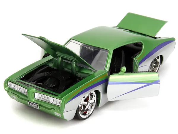 1969 Pontiac GTO Judge Green Metallic and Silver with Stripes "Bigtime Muscle" Series 1/24 Diecast Model Car by Jada #2