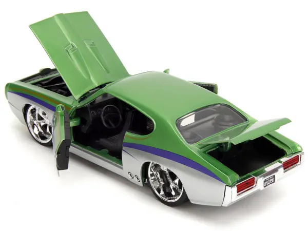 1969 Pontiac GTO Judge Green Metallic and Silver with Stripes "Bigtime Muscle" Series 1/24 Diecast Model Car by Jada #4