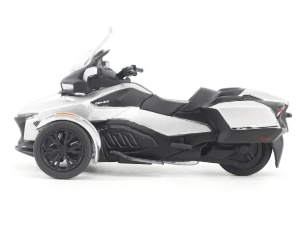 Can-Am Spyder RT 3-Wheel Motorcycle Hyper Silver Metallic with Driver Figure 1/32 Diecast Model by BRP Models #2