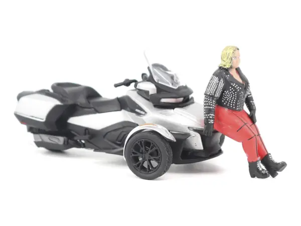 Can-Am Spyder RT 3-Wheel Motorcycle Hyper Silver Metallic with Driver Figure 1/32 Diecast Model by BRP Models #5
