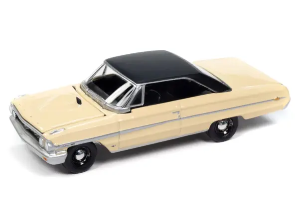 1964 Ford Galaxie 500 XL Sunshine Yellow with Black Top "Vintage Muscle" Series 1/64 Diecast Model Car by Auto World #2