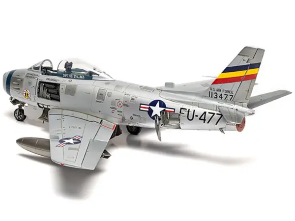 Level 2 Model Kit North American F-86F Sabre Aircraft with 2 Scheme Options 1/48 Plastic Model Kit by Airfix #5