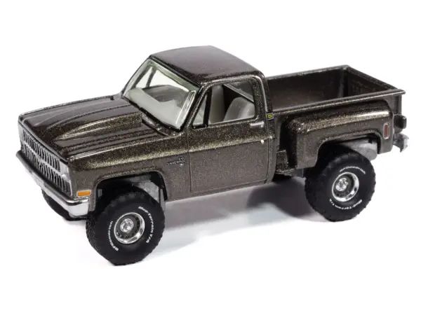 1981 Chevrolet Silverado Stepside Pickup Truck Graystone Metallic "Muscle Trucks" Series 1/64 Diecast Model Car by Auto World #2