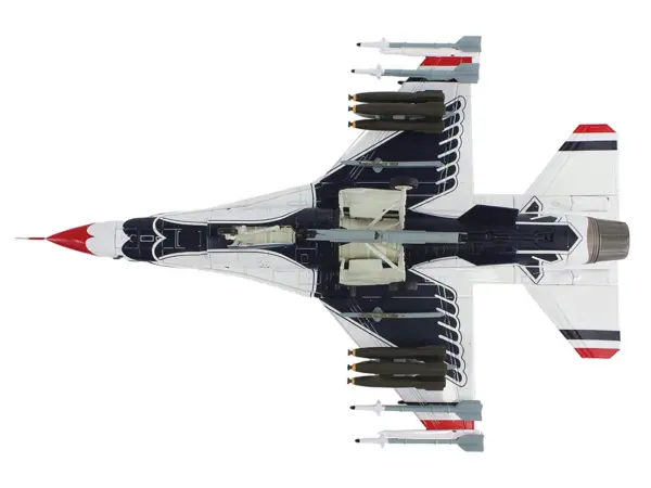 Lockheed F-16C Fighting Falcon Fighter Aircraft "No.10 Thunderbirds Warbird" United States Air Force "Air Power Series" 1/72 Diecast Model by Hobby Master #3