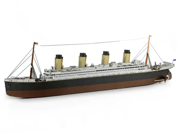 Model Kit RMS Titanic Ship (Moderate Difficulty) Steel Model by Metal Earth #3