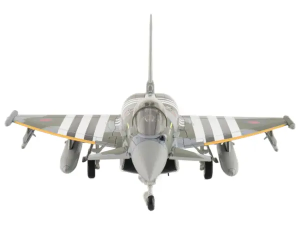 Eurofighter Typhoon FGR4 Fighter Aircraft "ZJ913 FM-G" (2024) British Royal Air Force "Air Power Series" 1/72 Diecast Model by Hobby Master #3