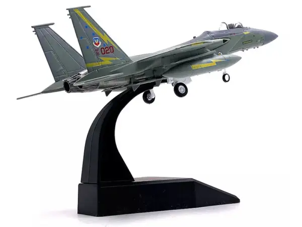 McDonnell Douglas F-15A Eagle Aircraft "Spittin Kittens 5th Fighter-Interceptor Squadron Tactical Air Command Minot AFB" (1985) United States Air Force 1/100 Diecast Model Airplane #4