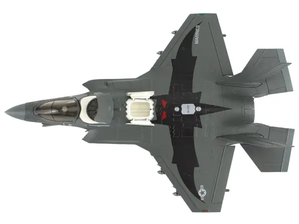 Lockheed F-35B Lightning II Aircraft (Beast Mode) "169623 VMFA-242 Bats Iwakuni Japan" (2024) United States Marine Corps "Air Power Series" 1/72 Diecast Model by Hobby Master #4