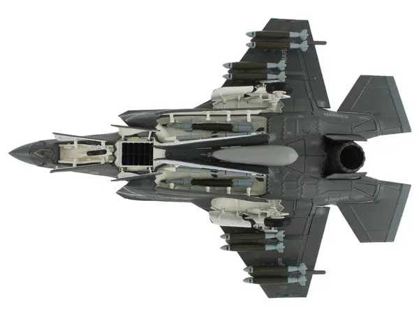 Lockheed F-35B Lightning II Aircraft (Beast Mode) "169623 VMFA-242 Bats Iwakuni Japan" (2024) United States Marine Corps "Air Power Series" 1/72 Diecast Model by Hobby Master #5