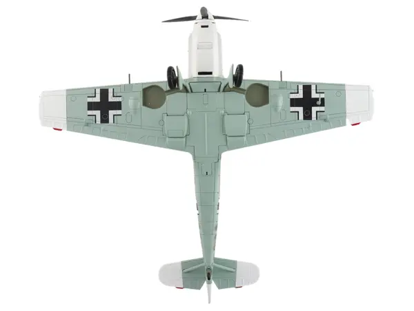 Messerschmitt Bf 109E-3 Fighter Aircraft "Yellow 15 Karl Wolff III/JG 52 France" (1940) German Luftwaffe "Air Power Series" 1/48 Diecast Model by Hobby Master #5