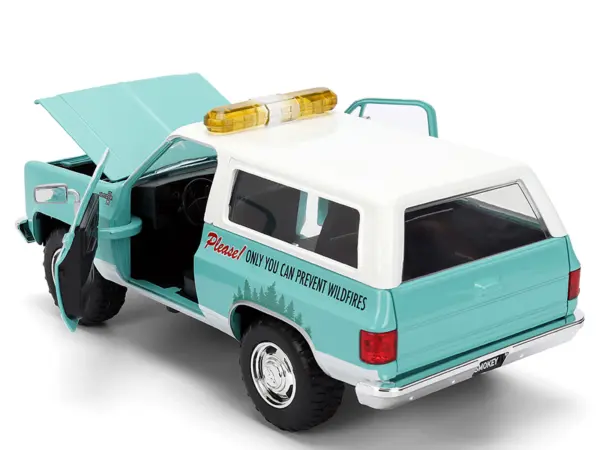 1980 Chevrolet Blazer Light Green with White Top and Graphics and Smokey Bear Diecast Figure "Smokey Bear" "Hollywood Rides" Series 1/24 Diecast Model by Jada #4