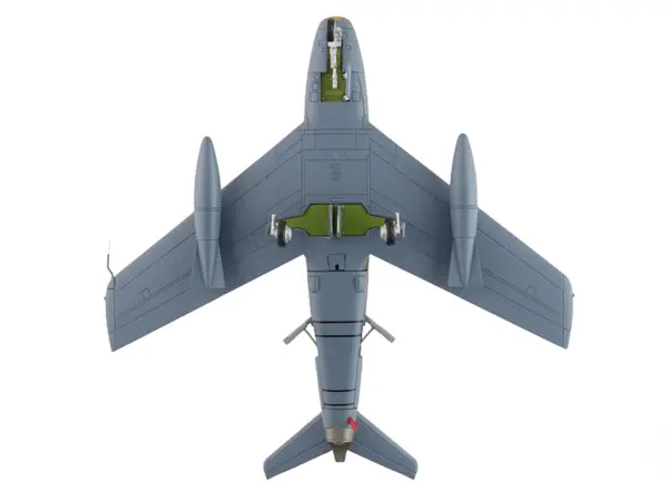 Canadair Sabre Mk.6 Fighter Aircraft "23622 430 Squadron" (1950s) Royal Canadian Air Force "Air Power Series" 1/72 Diecast Model by Hobby Master #4