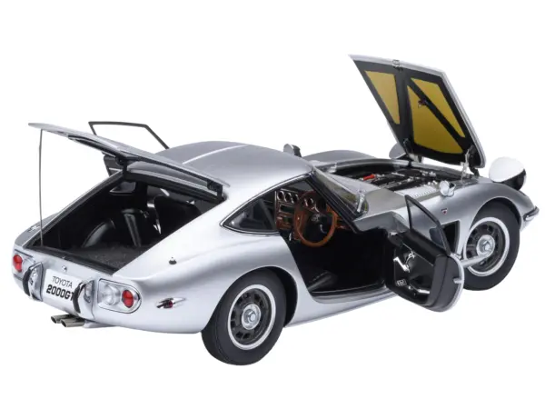 1967 Toyota 2000GT RHD (Right Hand Drive) Silver Metallic 1/18 Model Car by Autoart #2