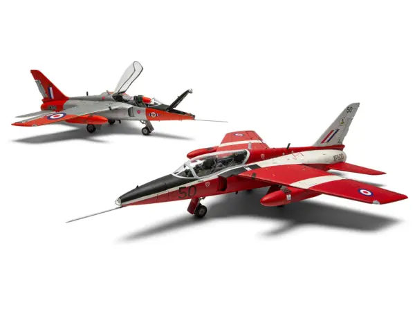 Level 2 Model Kit Folland Gnat T.1 Fighter Aircraft with 2 Scheme Options 1/48 Plastic Model Kit by Airfix #2