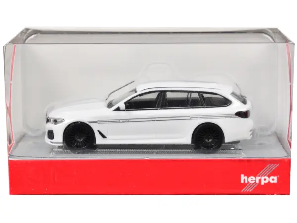 BMW Alpina B5 Touring White 1/87 (HO) Plastic Model Car by Herpa #3