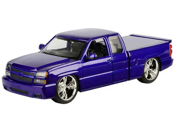 2006 Chevrolet Silverado Custom Pickup Truck Blue Metallic "Die-Cast Collection" Series 1/25 Diecast Model Car by Motormax #2