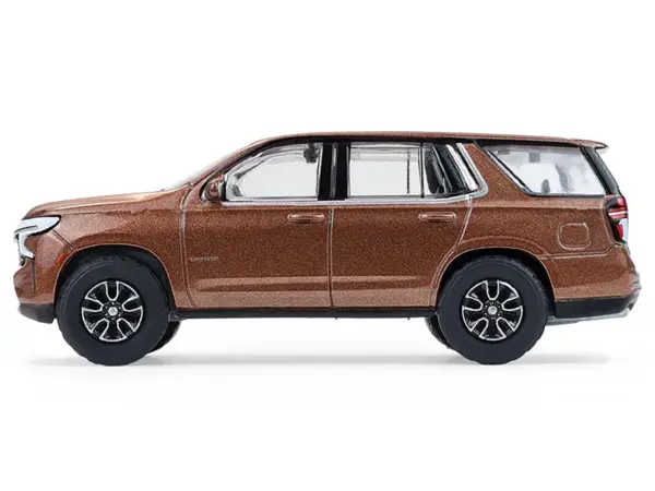 2022 Chevrolet Tahoe Auburn Metallic "Blue Collar Collection" Series 14 1/64 Diecast Model Car by Greenlight #2