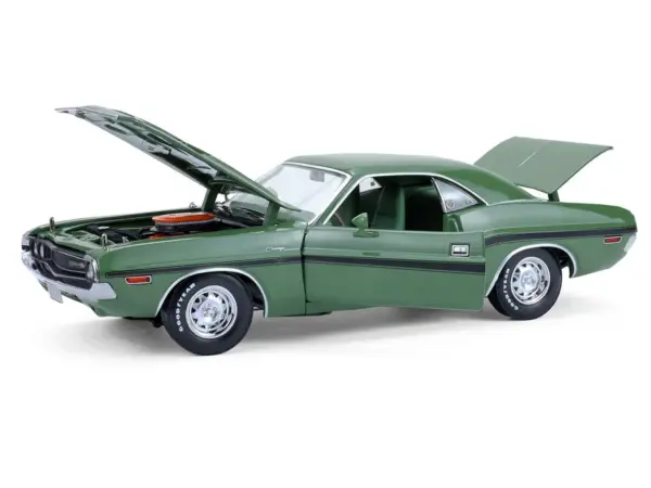1970 Dodge Challenger R/T Hemi F8 Green with Black Stripes and Green Interior "Mr. Norm's Challenger" 1/18 Diecast Model Car by Greenlight #2