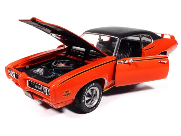 1969 Pontiac GTO Judge Carousel Red with Black Stripes and Black Vinyl Top "Mecum Auctions" "American Muscle" Series 1/18 Diecast Model Car by Auto World #2