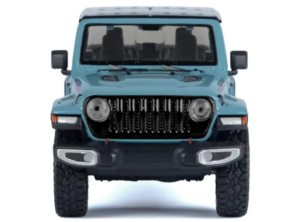 2021 Jeep Gladiator Rubicon (Closed Top) Pickup Truck Blue with Black Top 1/27 Diecast Model Car by Motormax #3