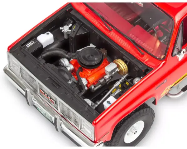 Level 4 Model Kit 1985 GMC Jimmy 4x4 "High Roller" 1/25 Scale Model by Revell #4